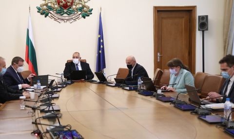 Бизнесът бил подпомогнат с 400 млн. лева