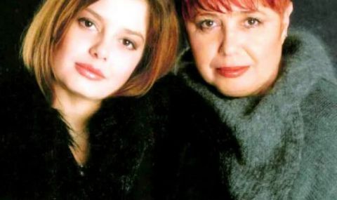 Алекс Сърчаджиева скърби за майка си (СНИМКА) 5 https://netnews.bg/wp-content/uploads/2020/12/d0b0d0bbd0b5d0bad181-d181d18ad180d187d0b0d0b4d0b6d0b8d0b5d0b2d0b0-d181d0bad18ad180d0b1d0b8-d0b7d0b0-d0bcd0b0d0b9d0bad0b0-d181d0b8-d181.jpg d0b0d0bbd0b5d0bad181 d181d18ad180d187d0b0d0b4d0b6d0b8d0b5d0b2d0b0 d181d0bad18ad180d0b1d0b8 d0b7d0b0 d0bcd0b0d0b9d0bad0b0 d181d0b8 d181 https://netnews.bg/wp-content/uploads/2020/12/d0b0d0bbd0b5d0bad181-d181d18ad180d187d0b0d0b4d0b6d0b8d0b5d0b2d0b0-d181d0bad18ad180d0b1d0b8-d0b7d0b0-d0bcd0b0d0b9d0bad0b0-d181d0b8-d181.jpg