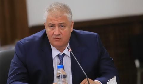 Балтов: Имаме пациенти с коронавирус, излекувани след 38 дни в реанимацията 2 https://netnews.bg/wp-content/uploads/2020/12/d0b1d0b0d0bbd182d0bed0b2-d0b8d0bcd0b0d0bcd0b5-d0bfd0b0d186d0b8d0b5d0bdd182d0b8-d181-d0bad0bed180d0bed0bdd0b0d0b2d0b8d180d183d181-d0b8.jpg d0b1d0b0d0bbd182d0bed0b2 d0b8d0bcd0b0d0bcd0b5 d0bfd0b0d186d0b8d0b5d0bdd182d0b8 d181 d0bad0bed180d0bed0bdd0b0d0b2d0b8d180d183d181 d0b8 https://netnews.bg/wp-content/uploads/2020/12/d0b1d0b0d0bbd182d0bed0b2-d0b8d0bcd0b0d0bcd0b5-d0bfd0b0d186d0b8d0b5d0bdd182d0b8-d181-d0bad0bed180d0bed0bdd0b0d0b2d0b8d180d183d181-d0b8.jpg
