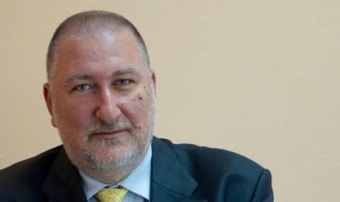 Иван Стамболов – Сула: Нека не правим грешката да мислим Борисов за глупав