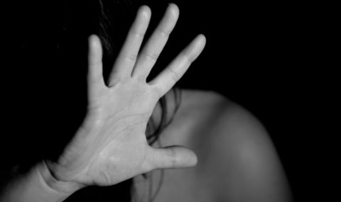 Изнасилиха 13-годишно момиче в София 5 https://netnews.bg/wp-content/uploads/2021/01/d0b8d0b7d0bdd0b0d181d0b8d0bbd0b8d185d0b0-13-d0b3d0bed0b4d0b8d188d0bdd0be-d0bcd0bed0bcd0b8d187d0b5-d0b2-d181d0bed184d0b8d18f.jpg d0b8d0b7d0bdd0b0d181d0b8d0bbd0b8d185d0b0 13 d0b3d0bed0b4d0b8d188d0bdd0be d0bcd0bed0bcd0b8d187d0b5 d0b2 d181d0bed184d0b8d18f https://netnews.bg/wp-content/uploads/2021/01/d0b8d0b7d0bdd0b0d181d0b8d0bbd0b8d185d0b0-13-d0b3d0bed0b4d0b8d188d0bdd0be-d0bcd0bed0bcd0b8d187d0b5-d0b2-d181d0bed184d0b8d18f.jpg