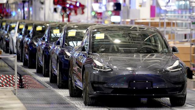 tesla d182d18ad180d181d0b8 d0b4d0b0 d0bdd0b0d0b5d0bcd0b5 d0b4d0b8d0b7d0b0d0b9d0bdd0b5d180 d0b7d0b0 d0b1d18ad0b4d0b5d189d0b8d18f d181d0b8 1 https://netnews.bg/wp-content/uploads/2021/01/tesla-d182d18ad180d181d0b8-d0b4d0b0-d0bdd0b0d0b5d0bcd0b5-d0b4d0b8d0b7d0b0d0b9d0bdd0b5d180-d0b7d0b0-d0b1d18ad0b4d0b5d189d0b8d18f-d181d0b8.jpg