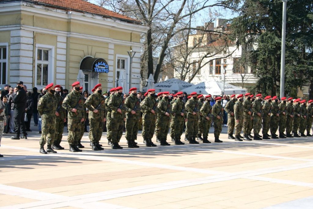 131 https://netnews.bg/wp-content/uploads/2021/03/115-дете.jpg