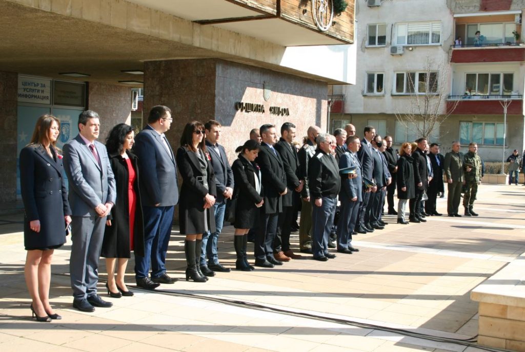 160 https://netnews.bg/wp-content/uploads/2021/03/115-дете.jpg
