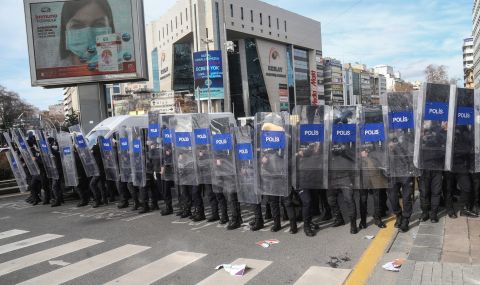 Нов протест в Турция 5 https://netnews.bg/wp-content/uploads/2021/03/d0bdd0bed0b2-d0bfd180d0bed182d0b5d181d182-d0b2-d182d183d180d186d0b8d18f.jpg d0bdd0bed0b2 d0bfd180d0bed182d0b5d181d182 d0b2 d182d183d180d186d0b8d18f https://netnews.bg/wp-content/uploads/2021/03/d0bdd0bed0b2-d0bfd180d0bed182d0b5d181d182-d0b2-d182d183d180d186d0b8d18f.jpg