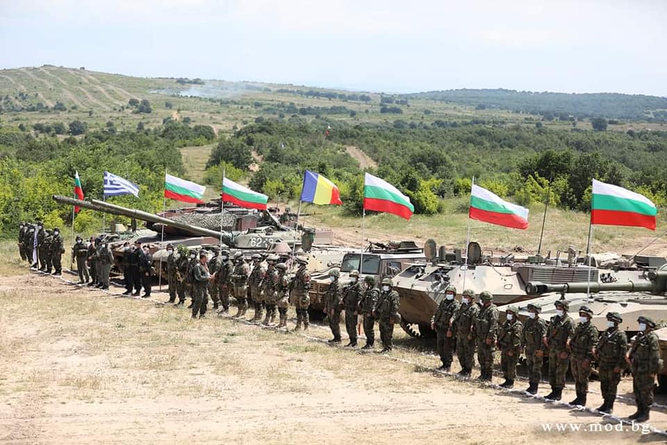 Ямболските военни с отлични резултати на учението "Ответен удар 21" 4 https://netnews.bg/wp-content/uploads/2021/06/196315198_4105737279448812_5259645780817065171_n.jpg 196315198 4105737279448812 5259645780817065171 n https://netnews.bg/wp-content/uploads/2021/06/196315198_4105737279448812_5259645780817065171_n.jpg