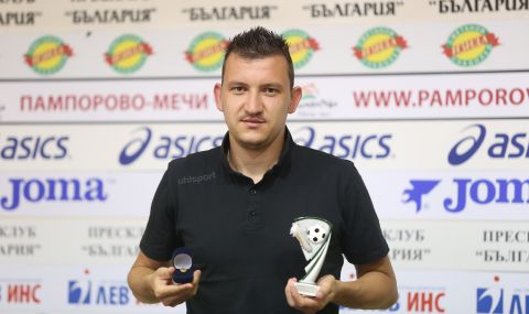 Валентич: Най-важното за Ботев Пловдив в момента е Тодор Неделев да преподпише 2 https://netnews.bg/wp-content/uploads/2021/06/d0b2d0b0d0bbd0b5d0bdd182d0b8d187-d0bdd0b0d0b9-d0b2d0b0d0b6d0bdd0bed182d0be-d0b7d0b0-d0b1d0bed182d0b5d0b2-d0bfd0bbd0bed0b2d0b4d0b8d0b2.jpg d0b2d0b0d0bbd0b5d0bdd182d0b8d187 d0bdd0b0d0b9 d0b2d0b0d0b6d0bdd0bed182d0be d0b7d0b0 d0b1d0bed182d0b5d0b2 d0bfd0bbd0bed0b2d0b4d0b8d0b2 https://netnews.bg/wp-content/uploads/2021/06/d0b2d0b0d0bbd0b5d0bdd182d0b8d187-d0bdd0b0d0b9-d0b2d0b0d0b6d0bdd0bed182d0be-d0b7d0b0-d0b1d0bed182d0b5d0b2-d0bfd0bbd0bed0b2d0b4d0b8d0b2.jpg