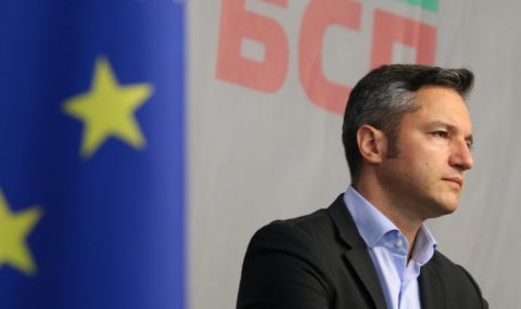 Вигенин: Третият мандат да не се тика към ИБГНИ 2 https://netnews.bg/wp-content/uploads/2021/08/d0b2d0b8d0b3d0b5d0bdd0b8d0bd-d182d180d0b5d182d0b8d18fd182-d0bcd0b0d0bdd0b4d0b0d182-d0b4d0b0-d0bdd0b5-d181d0b5-d182d0b8d0bad0b0-d0bad18a.jpg d0b2d0b8d0b3d0b5d0bdd0b8d0bd d182d180d0b5d182d0b8d18fd182 d0bcd0b0d0bdd0b4d0b0d182 d0b4d0b0 d0bdd0b5 d181d0b5 d182d0b8d0bad0b0 d0bad18a https://netnews.bg/wp-content/uploads/2021/08/d0b2d0b8d0b3d0b5d0bdd0b8d0bd-d182d180d0b5d182d0b8d18fd182-d0bcd0b0d0bdd0b4d0b0d182-d0b4d0b0-d0bdd0b5-d181d0b5-d182d0b8d0bad0b0-d0bad18a.jpg