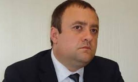 Иван Иванов: Бухалките на ГЕРБ трябва да се закрият 5 https://netnews.bg/wp-content/uploads/2021/10/d0b8d0b2d0b0d0bd-d0b8d0b2d0b0d0bdd0bed0b2-d0b1d183d185d0b0d0bbd0bad0b8d182d0b5-d0bdd0b0-d0b3d0b5d180d0b1-d182d180d18fd0b1d0b2d0b0-d0b4.jpg d0b8d0b2d0b0d0bd d0b8d0b2d0b0d0bdd0bed0b2 d0b1d183d185d0b0d0bbd0bad0b8d182d0b5 d0bdd0b0 d0b3d0b5d180d0b1 d182d180d18fd0b1d0b2d0b0 d0b4 https://netnews.bg/wp-content/uploads/2021/10/d0b8d0b2d0b0d0bd-d0b8d0b2d0b0d0bdd0bed0b2-d0b1d183d185d0b0d0bbd0bad0b8d182d0b5-d0bdd0b0-d0b3d0b5d180d0b1-d182d180d18fd0b1d0b2d0b0-d0b4.jpg