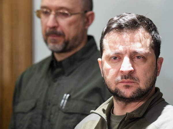 Зеленски: Руснаците се изтеглят от Киев, след тях тела и мини 6 https://netnews.bg/wp-content/uploads/2022/04/d0b7d0b5d0bbd0b5d0bdd181d0bad0b8-d180d183d181d0bdd0b0d186d0b8d182d0b5-d181d0b5-d0b8d0b7d182d0b5d0b3d0bbd18fd182-d0bed182-d0bad0b8d0b5.jpg d0b7d0b5d0bbd0b5d0bdd181d0bad0b8 d180d183d181d0bdd0b0d186d0b8d182d0b5 d181d0b5 d0b8d0b7d182d0b5d0b3d0bbd18fd182 d0bed182 d0bad0b8d0b5 https://netnews.bg/wp-content/uploads/2022/04/d0b7d0b5d0bbd0b5d0bdd181d0bad0b8-d180d183d181d0bdd0b0d186d0b8d182d0b5-d181d0b5-d0b8d0b7d182d0b5d0b3d0bbd18fd182-d0bed182-d0bad0b8d0b5.jpg