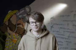 Момчето-театър Бюрхан Керим е номиниран за Наградата за полет в изкуството „Стоян Камбарев“ 3 https://netnews.bg/wp-content/uploads/2022/04/d0bcd0bed0bcd187d0b5d182d0be-d182d0b5d0b0d182d18ad180-d0b1d18ed180d185d0b0d0bd-d0bad0b5d180d0b8d0bc-d0b5-d0bdd0bed0bcd0b8d0bdd0b8d180-2.jpg d0bcd0bed0bcd187d0b5d182d0be d182d0b5d0b0d182d18ad180 d0b1d18ed180d185d0b0d0bd d0bad0b5d180d0b8d0bc d0b5 d0bdd0bed0bcd0b8d0bdd0b8d180 https://netnews.bg/wp-content/uploads/2022/04/d0bcd0bed0bcd187d0b5d182d0be-d182d0b5d0b0d182d18ad180-d0b1d18ed180d185d0b0d0bd-d0bad0b5d180d0b8d0bc-d0b5-d0bdd0bed0bcd0b8d0bdd0b8d180-2.jpg