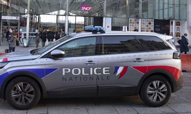 Френската полиция неутрализира бомба в катедрала 1 https://netnews.bg/wp-content/uploads/2022/04/d184d180d0b5d0bdd181d0bad0b0d182d0b0-d0bfd0bed0bbd0b8d186d0b8d18f-d0bdd0b5d183d182d180d0b0d0bbd0b8d0b7d0b8d180d0b0-d0b1d0bed0bcd0b1.jpg d184d180d0b5d0bdd181d0bad0b0d182d0b0 d0bfd0bed0bbd0b8d186d0b8d18f d0bdd0b5d183d182d180d0b0d0bbd0b8d0b7d0b8d180d0b0 d0b1d0bed0bcd0b1 https://netnews.bg/wp-content/uploads/2022/04/d184d180d0b5d0bdd181d0bad0b0d182d0b0-d0bfd0bed0bbd0b8d186d0b8d18f-d0bdd0b5d183d182d180d0b0d0bbd0b8d0b7d0b8d180d0b0-d0b1d0bed0bcd0b1.jpg