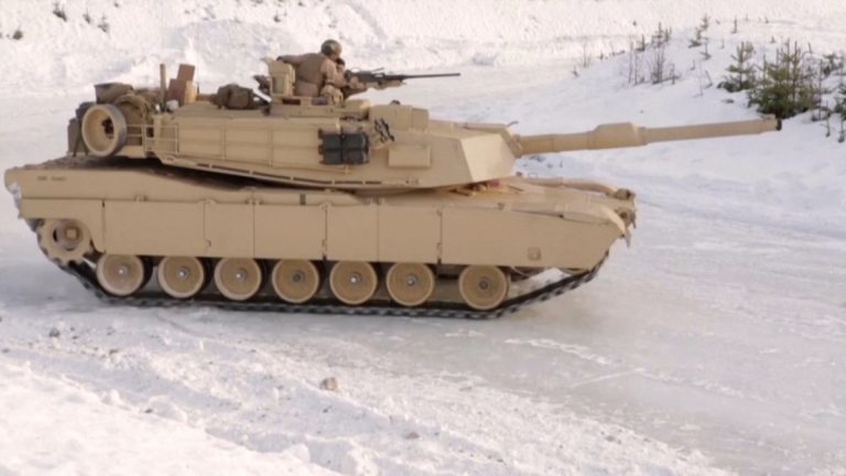 Защо на украинските войници им трябват западни танкове
