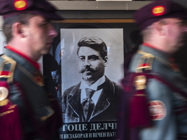 В Скопие наглеят: Полицията действа на европейско ниво 1 https://netnews.bg/wp-content/uploads/2023/02/d0b2-d181d0bad0bed0bfd0b8d0b5-d0bdd0b0d0b3d0bbd0b5d18fd182-d0bfd0bed0bbd0b8d186d0b8d18fd182d0b0-d0b4d0b5d0b9d181d182d0b2d0b0-d0bdd0b0.jpg d0b2 d181d0bad0bed0bfd0b8d0b5 d0bdd0b0d0b3d0bbd0b5d18fd182 d0bfd0bed0bbd0b8d186d0b8d18fd182d0b0 d0b4d0b5d0b9d181d182d0b2d0b0 d0bdd0b0 https://netnews.bg/wp-content/uploads/2023/02/d0b2-d181d0bad0bed0bfd0b8d0b5-d0bdd0b0d0b3d0bbd0b5d18fd182-d0bfd0bed0bbd0b8d186d0b8d18fd182d0b0-d0b4d0b5d0b9d181d182d0b2d0b0-d0bdd0b0.jpg