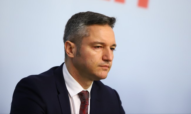 Вигенин: Несъгласните в БСП нямат подкрепа 1 https://netnews.bg/wp-content/uploads/2023/02/d0b2d0b8d0b3d0b5d0bdd0b8d0bd-d0bdd0b5d181d18ad0b3d0bbd0b0d181d0bdd0b8d182d0b5-d0b2-d0b1d181d0bf-d0bdd18fd0bcd0b0d182-d0bfd0bed0b4d0ba.jpg d0b2d0b8d0b3d0b5d0bdd0b8d0bd d0bdd0b5d181d18ad0b3d0bbd0b0d181d0bdd0b8d182d0b5 d0b2 d0b1d181d0bf d0bdd18fd0bcd0b0d182 d0bfd0bed0b4d0ba https://netnews.bg/wp-content/uploads/2023/02/d0b2d0b8d0b3d0b5d0bdd0b8d0bd-d0bdd0b5d181d18ad0b3d0bbd0b0d181d0bdd0b8d182d0b5-d0b2-d0b1d181d0bf-d0bdd18fd0bcd0b0d182-d0bfd0bed0b4d0ba.jpg