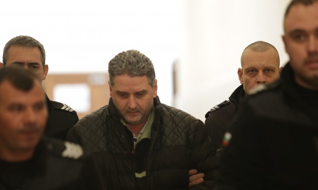 Мъжът, обвинен за убийството на Иван Владимиров, остава в ареста 1 https://netnews.bg/wp-content/uploads/2023/02/d0bcd18ad0b6d18ad182-d0bed0b1d0b2d0b8d0bdd0b5d0bd-d0b7d0b0-d183d0b1d0b8d0b9d181d182d0b2d0bed182d0be-d0bdd0b0-d0b8d0b2d0b0d0bd-d0b2d0bb.jpg d0bcd18ad0b6d18ad182 d0bed0b1d0b2d0b8d0bdd0b5d0bd d0b7d0b0 d183d0b1d0b8d0b9d181d182d0b2d0bed182d0be d0bdd0b0 d0b8d0b2d0b0d0bd d0b2d0bb https://netnews.bg/wp-content/uploads/2023/02/d0bcd18ad0b6d18ad182-d0bed0b1d0b2d0b8d0bdd0b5d0bd-d0b7d0b0-d183d0b1d0b8d0b9d181d182d0b2d0bed182d0be-d0bdd0b0-d0b8d0b2d0b0d0bd-d0b2d0bb.jpg