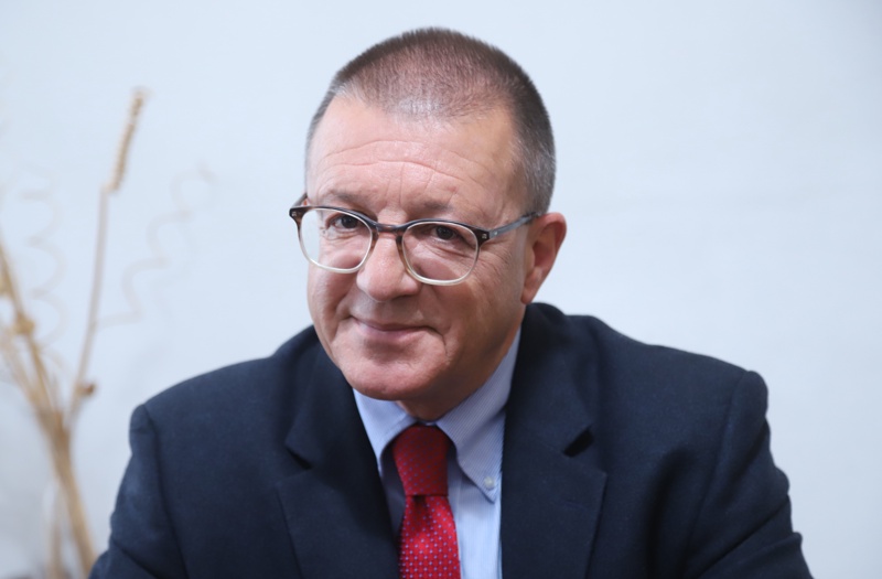 Бойко Ноев: България ще продаде на Украйна чрез посредници огромно количество боеприпаси 5 https://netnews.bg/wp-content/uploads/2023/03/d0b1d0bed0b9d0bad0be-d0bdd0bed0b5d0b2-d0b1d18ad0bbd0b3d0b0d180d0b8d18f-d189d0b5-d0bfd180d0bed0b4d0b0d0b4d0b5-d0bdd0b0-d183d0bad180d0b0.jpg d0b1d0bed0b9d0bad0be d0bdd0bed0b5d0b2 d0b1d18ad0bbd0b3d0b0d180d0b8d18f d189d0b5 d0bfd180d0bed0b4d0b0d0b4d0b5 d0bdd0b0 d183d0bad180d0b0 https://netnews.bg/wp-content/uploads/2023/03/d0b1d0bed0b9d0bad0be-d0bdd0bed0b5d0b2-d0b1d18ad0bbd0b3d0b0d180d0b8d18f-d189d0b5-d0bfd180d0bed0b4d0b0d0b4d0b5-d0bdd0b0-d183d0bad180d0b0.jpg