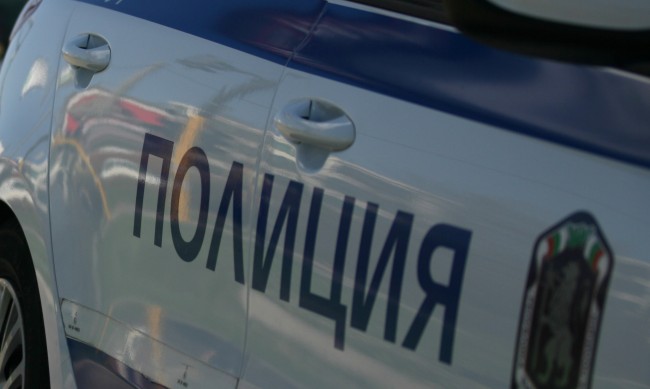 Намериха мъртва жена в София, задържан е нейният син 6 https://netnews.bg/wp-content/uploads/2023/03/d0bdd0b0d0bcd0b5d180d0b8d185d0b0-d0bcd18ad180d182d0b2d0b0-d0b6d0b5d0bdd0b0-d0b2-d181d0bed184d0b8d18f-d0b7d0b0d0b4d18ad180d0b6d0b0d0bd.jpg d0bdd0b0d0bcd0b5d180d0b8d185d0b0 d0bcd18ad180d182d0b2d0b0 d0b6d0b5d0bdd0b0 d0b2 d181d0bed184d0b8d18f d0b7d0b0d0b4d18ad180d0b6d0b0d0bd https://netnews.bg/wp-content/uploads/2023/03/d0bdd0b0d0bcd0b5d180d0b8d185d0b0-d0bcd18ad180d182d0b2d0b0-d0b6d0b5d0bdd0b0-d0b2-d181d0bed184d0b8d18f-d0b7d0b0d0b4d18ad180d0b6d0b0d0bd.jpg