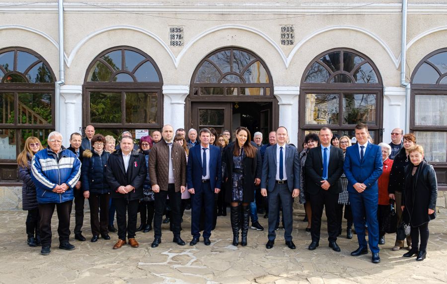 Кандидатите на ГЕРБ-СДС в Ямболско: „За Стабилна България Отново” 5 https://netnews.bg/wp-content/uploads/2023/03/кандидати-ГЕРБ-СДС-Ямбол-откриване-кампания-1.jpg кандидати ГЕРБ СДС Ямбол откриване кампания 4 https://netnews.bg/wp-content/uploads/2023/03/кандидати-ГЕРБ-СДС-Ямбол-откриване-кампания-1.jpg