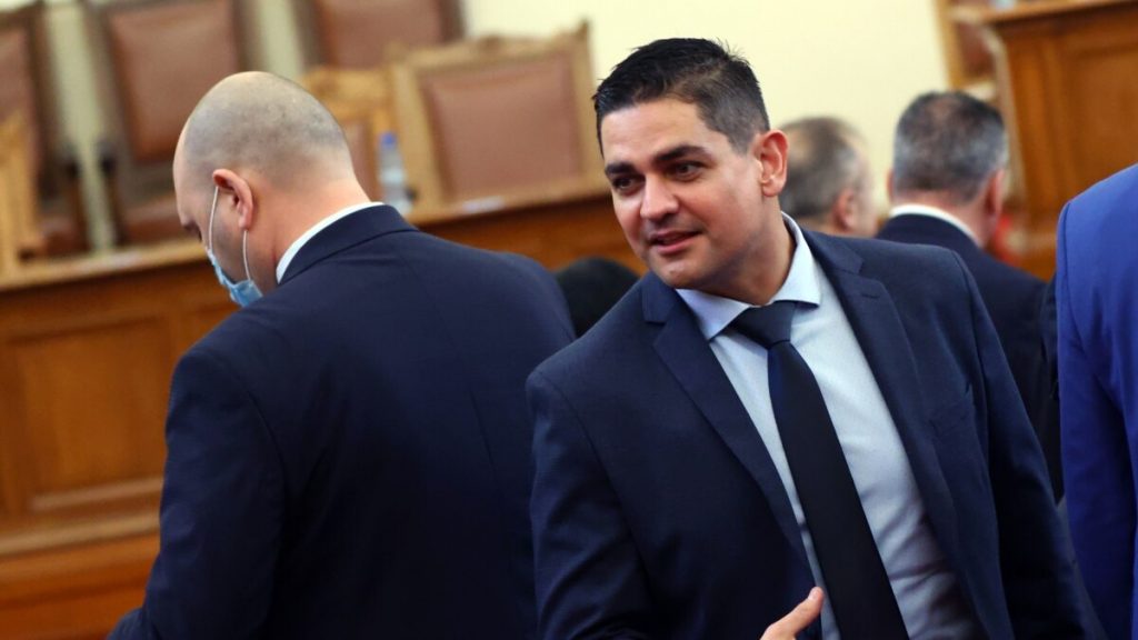 Записът на Радостин Василев провокира прокурорска проверка и изслушване на ръководителите на служби в парламента 7 https://netnews.bg/wp-content/uploads/2023/05/d0b7d0b0d0bfd0b8d181d18ad182-d0bdd0b0-d180d0b0d0b4d0bed181d182d0b8d0bd-d0b2d0b0d181d0b8d0bbd0b5d0b2-d0bfd180d0bed0b2d0bed0bad0b8d180-2.jpg d0b7d0b0d0bfd0b8d181d18ad182 d0bdd0b0 d180d0b0d0b4d0bed181d182d0b8d0bd d0b2d0b0d181d0b8d0bbd0b5d0b2 d0bfd180d0bed0b2d0bed0bad0b8d180 2 https://netnews.bg/wp-content/uploads/2023/05/d0b7d0b0d0bfd0b8d181d18ad182-d0bdd0b0-d180d0b0d0b4d0bed181d182d0b8d0bd-d0b2d0b0d181d0b8d0bbd0b5d0b2-d0bfd180d0bed0b2d0bed0bad0b8d180-2.jpg