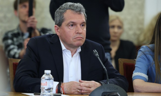ИТН: Борисов и Петков на ротационен принцип ли ще се арестуват? 4 https://netnews.bg/wp-content/uploads/2023/05/d0b8d182d0bd-d0b1d0bed180d0b8d181d0bed0b2-d0b8-d0bfd0b5d182d0bad0bed0b2-d0bdd0b0-d180d0bed182d0b0d186d0b8d0bed0bdd0b5d0bd-d0bfd180d0b8.jpg d0b8d182d0bd d0b1d0bed180d0b8d181d0bed0b2 d0b8 d0bfd0b5d182d0bad0bed0b2 d0bdd0b0 d180d0bed182d0b0d186d0b8d0bed0bdd0b5d0bd d0bfd180d0b8 https://netnews.bg/wp-content/uploads/2023/05/d0b8d182d0bd-d0b1d0bed180d0b8d181d0bed0b2-d0b8-d0bfd0b5d182d0bad0bed0b2-d0bdd0b0-d180d0bed182d0b0d186d0b8d0bed0bdd0b5d0bd-d0bfd180d0b8.jpg