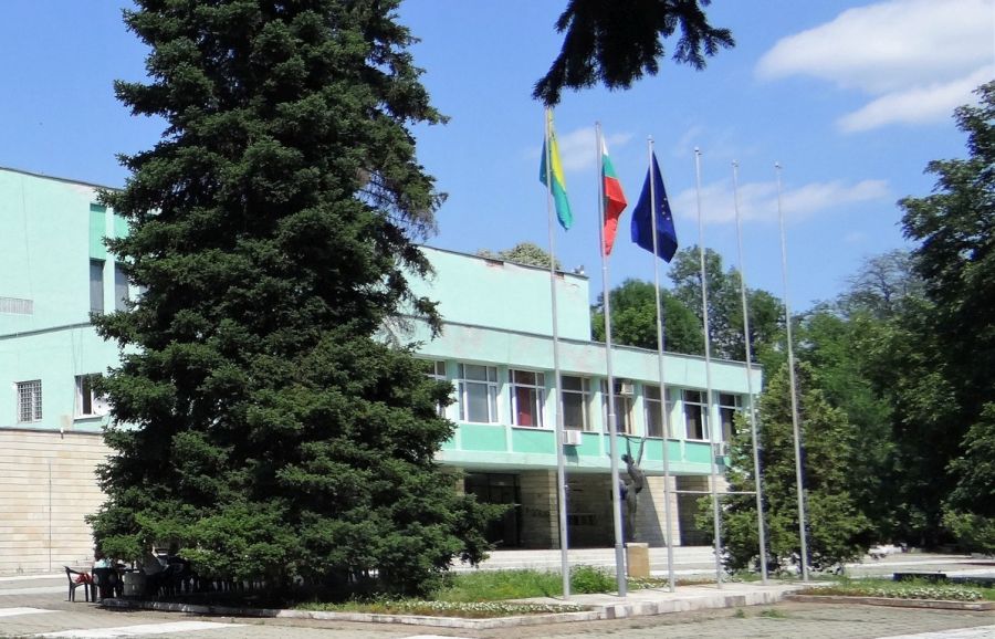 зала Диана в Ямбол