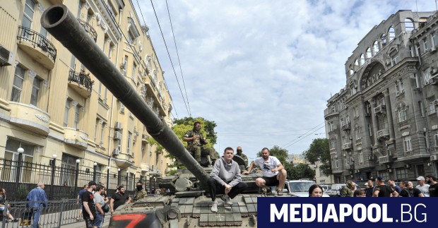Въпросите около и след метежа на Пригожин 2 https://netnews.bg/wp-content/uploads/2023/06/d0b2d18ad0bfd180d0bed181d0b8d182d0b5-d0bed0bad0bed0bbd0be-d0b8-d181d0bbd0b5d0b4-d0bcd0b5d182d0b5d0b6d0b0-d0bdd0b0-d0bfd180d0b8d0b3d0be.jpg d0b2d18ad0bfd180d0bed181d0b8d182d0b5 d0bed0bad0bed0bbd0be d0b8 d181d0bbd0b5d0b4 d0bcd0b5d182d0b5d0b6d0b0 d0bdd0b0 d0bfd180d0b8d0b3d0be https://netnews.bg/wp-content/uploads/2023/06/d0b2d18ad0bfd180d0bed181d0b8d182d0b5-d0bed0bad0bed0bbd0be-d0b8-d181d0bbd0b5d0b4-d0bcd0b5d182d0b5d0b6d0b0-d0bdd0b0-d0bfd180d0b8d0b3d0be.jpg