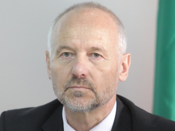 Тагарев: Най-важните са хората, за мен всеки човек е ценен 4 https://netnews.bg/wp-content/uploads/2023/06/d182d0b0d0b3d0b0d180d0b5d0b2-d0bdd0b0d0b9-d0b2d0b0d0b6d0bdd0b8d182d0b5-d181d0b0-d185d0bed180d0b0d182d0b0-d0b7d0b0-d0bcd0b5d0bd-d0b2.jpg d182d0b0d0b3d0b0d180d0b5d0b2 d0bdd0b0d0b9 d0b2d0b0d0b6d0bdd0b8d182d0b5 d181d0b0 d185d0bed180d0b0d182d0b0 d0b7d0b0 d0bcd0b5d0bd d0b2 https://netnews.bg/wp-content/uploads/2023/06/d182d0b0d0b3d0b0d180d0b5d0b2-d0bdd0b0d0b9-d0b2d0b0d0b6d0bdd0b8d182d0b5-d181d0b0-d185d0bed180d0b0d182d0b0-d0b7d0b0-d0bcd0b5d0bd-d0b2.jpg
