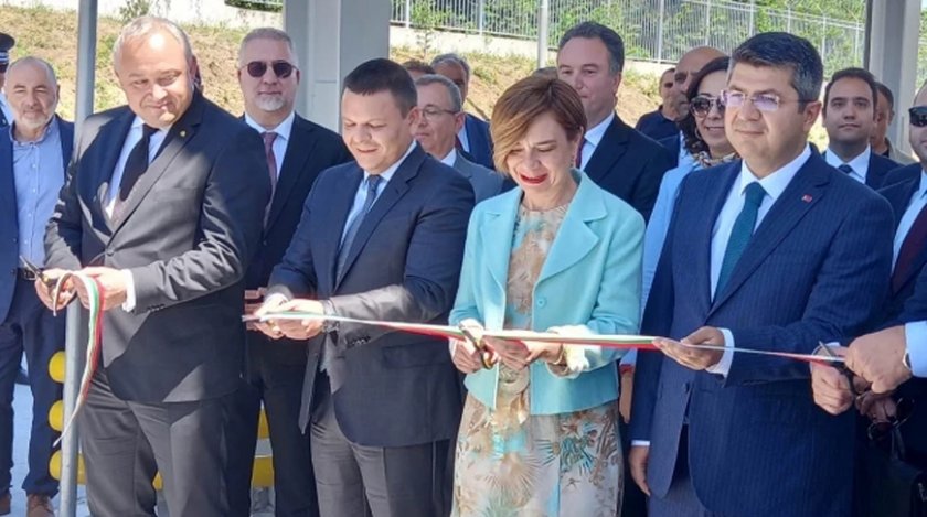 Зелена светлина за линията Ямбол Одрин 1 https://netnews.bg/wp-content/uploads/2023/06/Зелена-светлина-за-линията-Ямбол-Одрин-1.jpg