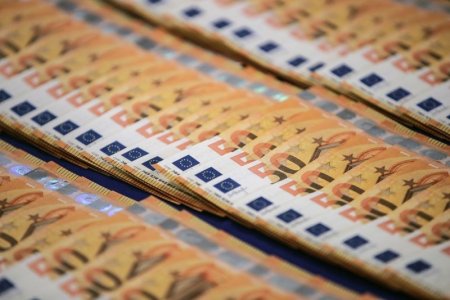 България с нова цел за еврото - 1 януари 2025 г. 1 https://netnews.bg/wp-content/uploads/2023/09/d0b1d18ad0bbd0b3d0b0d180d0b8d18f-d181-d0bdd0bed0b2d0b0-d186d0b5d0bb-d0b7d0b0-d0b5d0b2d180d0bed182d0be-1-d18fd0bdd183d0b0d180d0b8-2025.jpg d0b1d18ad0bbd0b3d0b0d180d0b8d18f d181 d0bdd0bed0b2d0b0 d186d0b5d0bb d0b7d0b0 d0b5d0b2d180d0bed182d0be 1 d18fd0bdd183d0b0d180d0b8 2025 https://netnews.bg/wp-content/uploads/2023/09/d0b1d18ad0bbd0b3d0b0d180d0b8d18f-d181-d0bdd0bed0b2d0b0-d186d0b5d0bb-d0b7d0b0-d0b5d0b2d180d0bed182d0be-1-d18fd0bdd183d0b0d180d0b8-2025.jpg