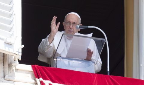 Папата отново разясни думите си за Русия, породили гигантски скандал