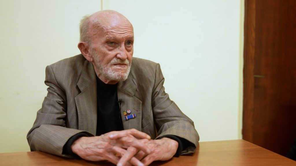 "Стоим тук и блеем". Пражката пролет и единствените студенти, които не бяха безучастни 7 https://netnews.bg/wp-content/uploads/2024/02/d181d182d0bed0b8d0bc-d182d183d0ba-d0b8-d0b1d0bbd0b5d0b5d0bc-d0bfd180d0b0d0b6d0bad0b0d182d0b0-d0bfd180d0bed0bbd0b5d182-d0b8-d0b5d0b4-2.jpg d181d182d0bed0b8d0bc d182d183d0ba d0b8 d0b1d0bbd0b5d0b5d0bc d0bfd180d0b0d0b6d0bad0b0d182d0b0 d0bfd180d0bed0bbd0b5d182 d0b8 d0b5d0b4 2 https://netnews.bg/wp-content/uploads/2024/02/d181d182d0bed0b8d0bc-d182d183d0ba-d0b8-d0b1d0bbd0b5d0b5d0bc-d0bfd180d0b0d0b6d0bad0b0d182d0b0-d0bfd180d0bed0bbd0b5d182-d0b8-d0b5d0b4-2.jpg