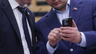 na ruskite chinovniczi e zabraneno da patuvat v chuzhbina dori v priyatelski strani 2 https://netnews.bg/wp-content/uploads/2024/04/na-ruskite-chinovniczi-e-zabraneno-da-patuvat-v-chuzhbina-dori-v-priyatelski-strani-2.jpg