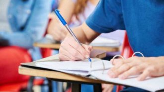 sedmoklasniczite podobryavat znachitelno oczenkite ot maturata po matematika 2 https://netnews.bg/wp-content/uploads/2024/07/sedmoklasniczite-podobryavat-znachitelno-oczenkite-ot-maturata-po-matematika-2.jpg