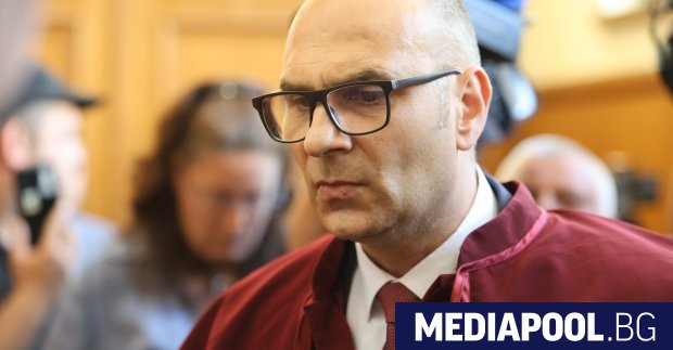 doklad prokuror frantishek e darzhal desetki dela na trupcheta https://netnews.bg/wp-content/uploads/2024/08/doklad-prokuror-frantishek-e-darzhal-desetki-dela-na-trupcheta-2.jpg