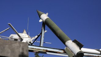 jemenskite husi izstrelyaha raketa po izrael https://netnews.bg/wp-content/uploads/2024/09/jemenskite-husi-izstrelyaha-raketa-po-izrael.jpg