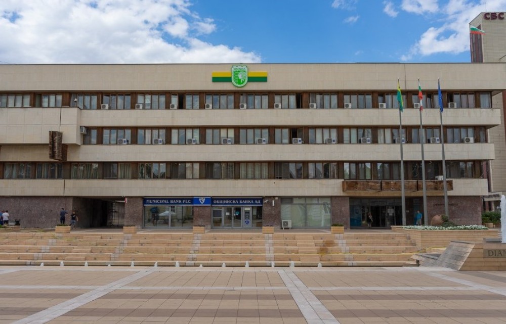 Обявени са свободни позиции за работа по проект „Грижа в дома в Община Ямбол” 2 https://netnews.bg/wp-content/uploads/2024/09/obsthinata-sgrada.jpg obsthinata sgrada https://netnews.bg/wp-content/uploads/2024/09/obsthinata-sgrada.jpg