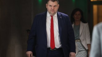 deloto za zalichavaneto na peevski kato predsedatel na dps ne mozha da tragne https://netnews.bg/wp-content/uploads/2024/10/deloto-za-zalichavaneto-na-peevski-kato-predsedatel-na-dps-ne-mozha-da-tragne.jpg