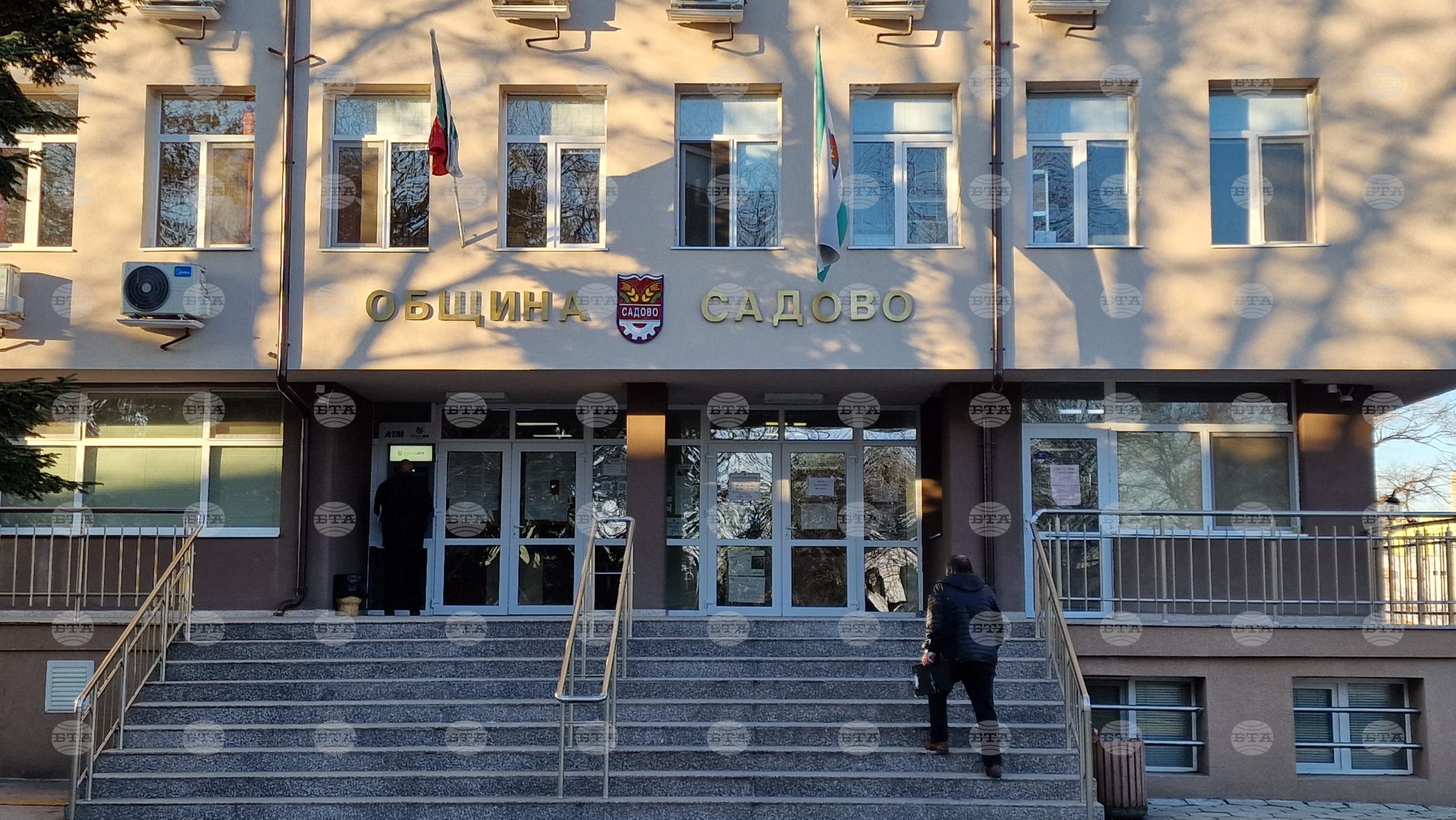 obsthinskiyat savet na sadovo uvelichi mestnite taksi i czeni na uslugite v obsthinskata administracziya no zapazi danachnite stavki nepromeneni scaled https://netnews.bg/wp-content/uploads/2024/12/obsthinskiyat-savet-na-sadovo-uvelichi-mestnite-taksi-i-czeni-na-uslugite-v-obsthinskata-administracziya-no-zapazi-danachnite-stavki-nepromeneni-scaled.jpg