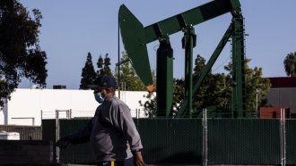 petrolat poskapna sled padaneto na bashar asad https://netnews.bg/wp-content/uploads/2024/12/petrolat-poskapna-sled-padaneto-na-bashar-asad.jpg