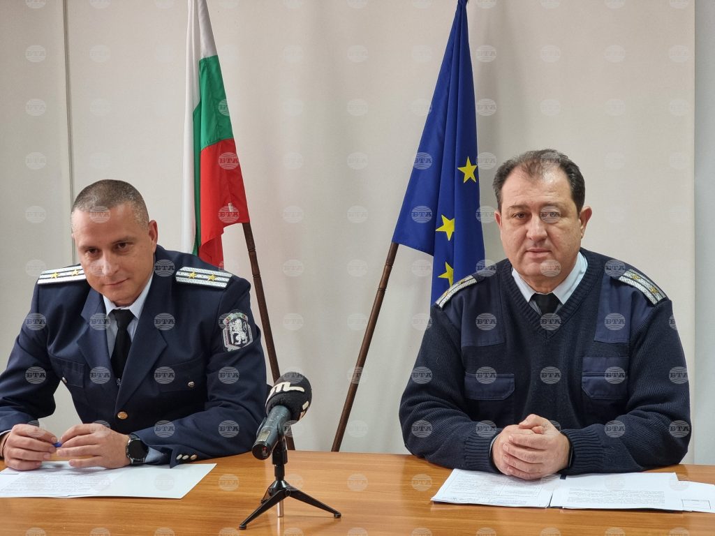 Полицията в Ямбол предприема засилени мерки по празниците 7 https://netnews.bg/wp-content/uploads/2024/12/policziyata-v-yambol-predpriema-zasileni-merki-po-prazniczite-scaled.jpg policziyata v yambol predpriema zasileni merki po prazniczite https://netnews.bg/wp-content/uploads/2024/12/policziyata-v-yambol-predpriema-zasileni-merki-po-prazniczite-scaled.jpg