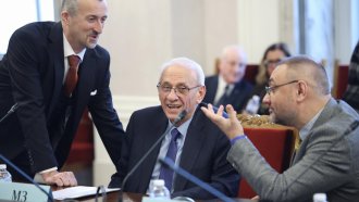 bez ednolichni resheniya kandidatat za shef na nzok nyama da pravi nistho bez blagosloviya ot lekarskiya sayuz 2 https://netnews.bg/wp-content/uploads/2025/02/bez-ednolichni-resheniya-kandidatat-za-shef-na-nzok-nyama-da-pravi-nistho-bez-blagosloviya-ot-lekarskiya-sayuz-2.jpg