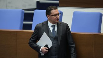 mvr izdirva vsichki uchastvali v sblasaczite pred sgradata na ek v sofiya 2 https://netnews.bg/wp-content/uploads/2025/02/mvr-izdirva-vsichki-uchastvali-v-sblasaczite-pred-sgradata-na-ek-v-sofiya-2.jpg