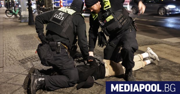 siriecz na 19 godini e zadarzhan za napadenieto pri memoriala na holokosta v berlin https://netnews.bg/wp-content/uploads/2025/02/siriecz-na-19-godini-e-zadarzhan-za-napadenieto-pri-memoriala-na-holokosta-v-berlin-2.jpg