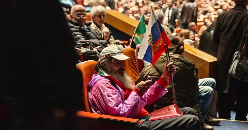 kak protivniczi na evroto napalniha zala 1 na ndk 2 https://netnews.bg/wp-content/uploads/2025/05/kak-protivniczi-na-evroto-napalniha-zala-1-na-ndk-2.jpg