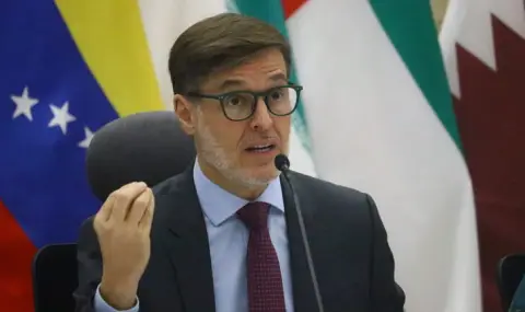 delsi rodriges prashta diplomata feliks plasensia na pregovori vav vashington v chetvartak tam shte e i maria machado 1 https://netnews.bg/wp-content/uploads/2026/01/delsi-rodriges-prashta-diplomata-feliks-plasensia-na-pregovori-vav-vashington-v-chetvartak-tam-shte-e-i-maria-machado-1.webp