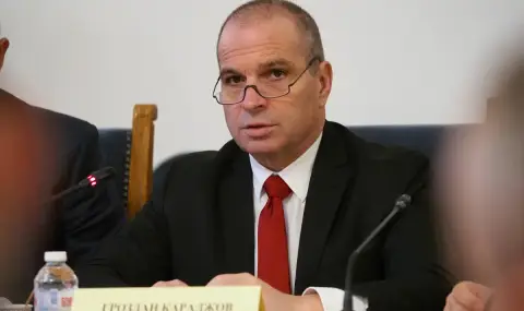 Караджов ще отговаря на депутатски въпроси за продажбата на правителствения „Фалкон“ 2 https://netnews.bg/wp-content/uploads/2026/01/karadjov-shte-otgovara-na-deputatski-vaprosi-za-prodajbata-na-pravitelstvenia-falkon-1.webp karadjov shte otgovara na deputatski vaprosi za prodajbata na pravitelstvenia falkon 1 https://netnews.bg/wp-content/uploads/2026/01/karadjov-shte-otgovara-na-deputatski-vaprosi-za-prodajbata-na-pravitelstvenia-falkon-1.webp