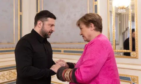 Кристалина Георгиева се срещна с Володимир Зеленски, обеща му нов заем "до седмици" 5 https://netnews.bg/wp-content/uploads/2026/01/kristalina-georgieva-pristigna-v-ukraina-shte-se-sreshtne-sas-zelenski-1-1.webp kristalina georgieva pristigna v ukraina shte se sreshtne sas zelenski 1 1 https://netnews.bg/wp-content/uploads/2026/01/kristalina-georgieva-pristigna-v-ukraina-shte-se-sreshtne-sas-zelenski-1-1.webp