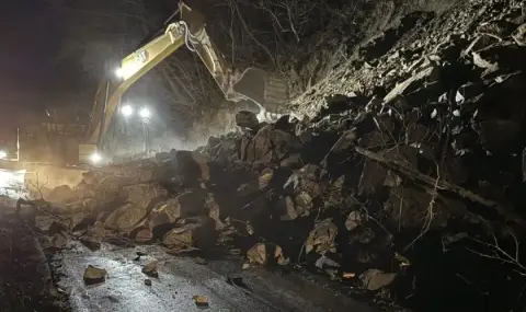 otnovo zatvoriha pata za velingrad zaradi svlakla se skalna masa 1 https://netnews.bg/wp-content/uploads/2026/02/otnovo-zatvoriha-pata-za-velingrad-zaradi-svlakla-se-skalna-masa-1.webp