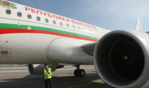 dva samoleta s evakuirani balgari ot oae kacnaha v sofia 1 https://netnews.bg/wp-content/uploads/2026/03/dva-samoleta-s-evakuirani-balgari-ot-oae-kacnaha-v-sofia-1.webp